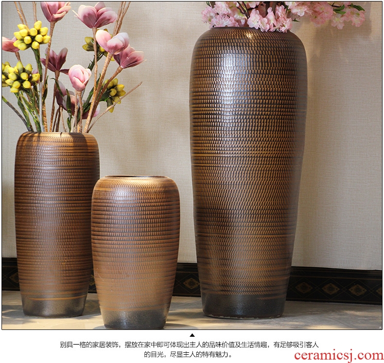 European clay sitting room of large ceramic vase household adornment flowers flower garden hotel coarse pottery furnishing articles