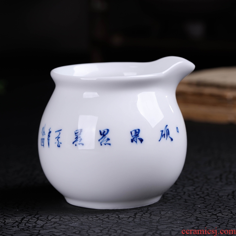 Jingdezhen hand - made under the glaze color ceramic fair keller kung fu tea accessories and cup and a cup of tea is tea sea