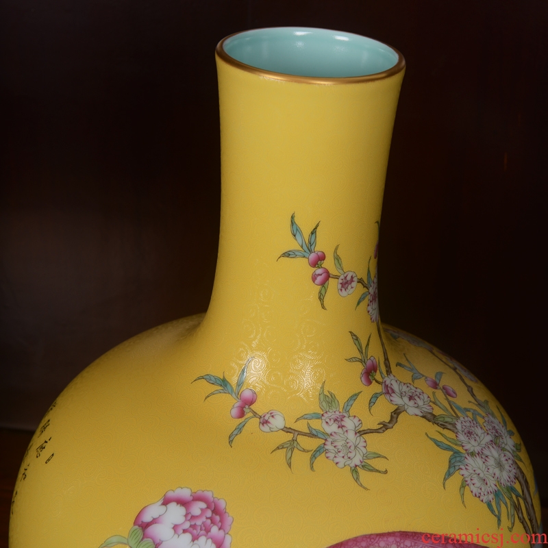 Jingdezhen ceramics high-end antique yellow roses sitting room place powder enamel vase home decoration process