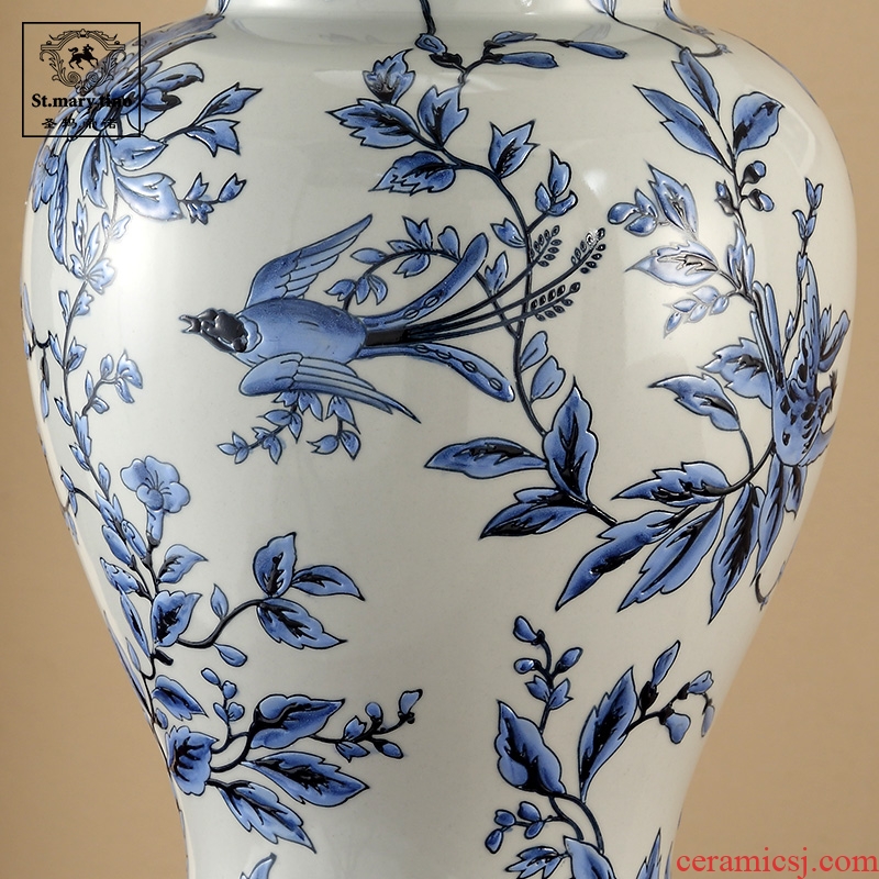 Chinese style restoring ancient ways of jingdezhen blue and white porcelain ceramics lamp lights the sitting room is the study of new Chinese style of bedroom the head of a bed full of copper lamp