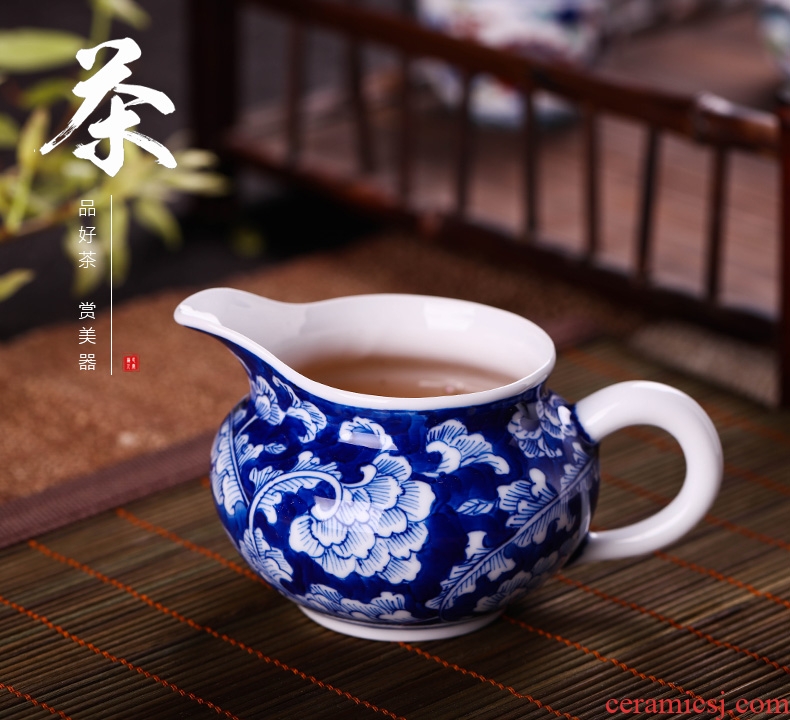 Jingdezhen ceramics by hand kung fu tea tea set points is reasonable hand-painted porcelain glaze under a cup of tea tea accessories