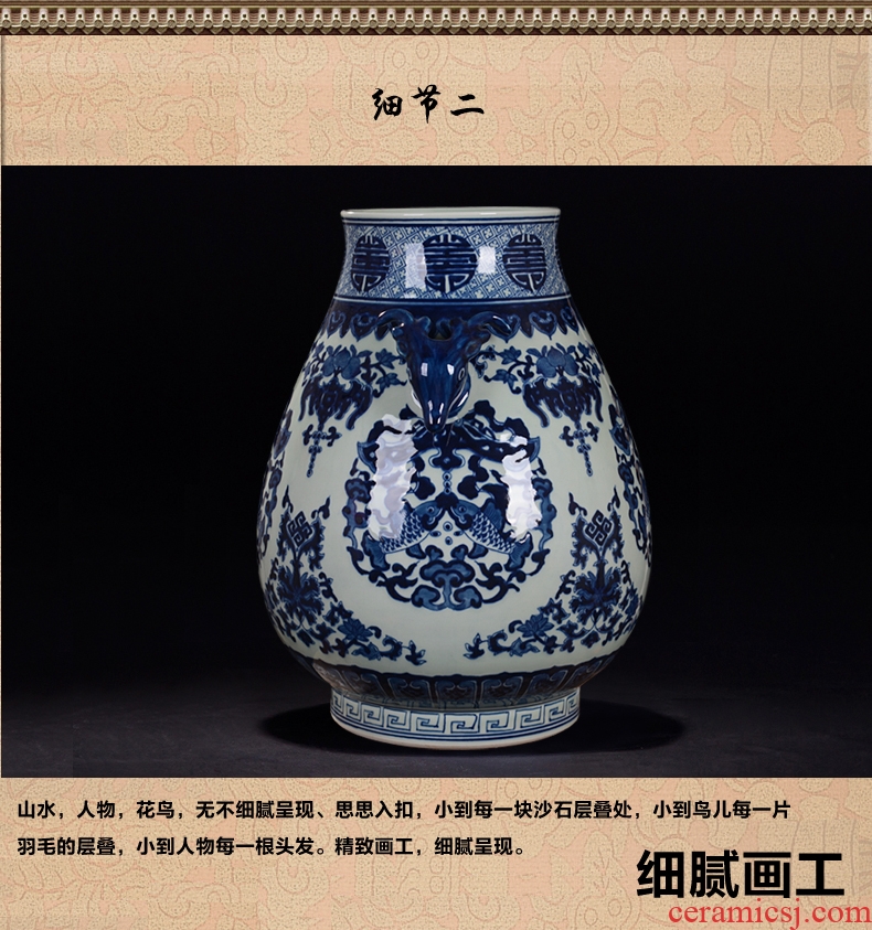 Antique hand-painted double listen tube of jingdezhen ceramics vase of blue and white porcelain flowers sitting room adornment is placed process