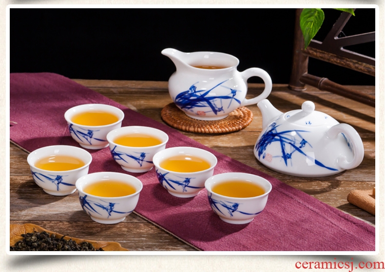 Jingdezhen ceramics small single pot of tea is the teapot tea to hand-painted with cover the manual effort of blue and white porcelain tea set