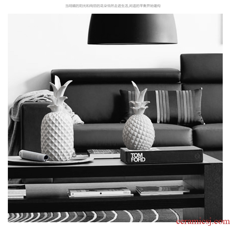 【 for 】 pineapple furnishing articles matte white ceramic soft adornment ornament adornment of contemporary and contracted sitting room wine