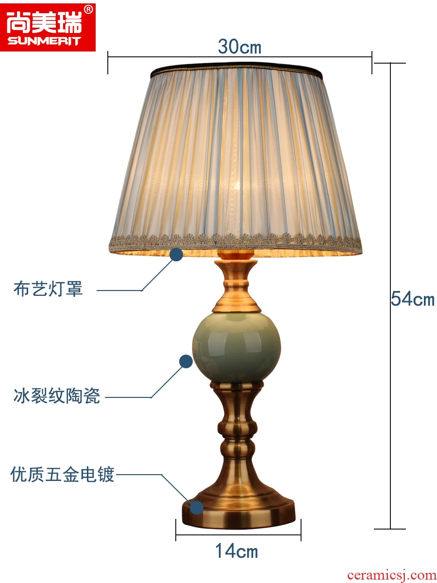 Contracted American desk lamp light ceramic new Chinese style classical decoration cloth art of bedroom the head of a bed of green European French niche