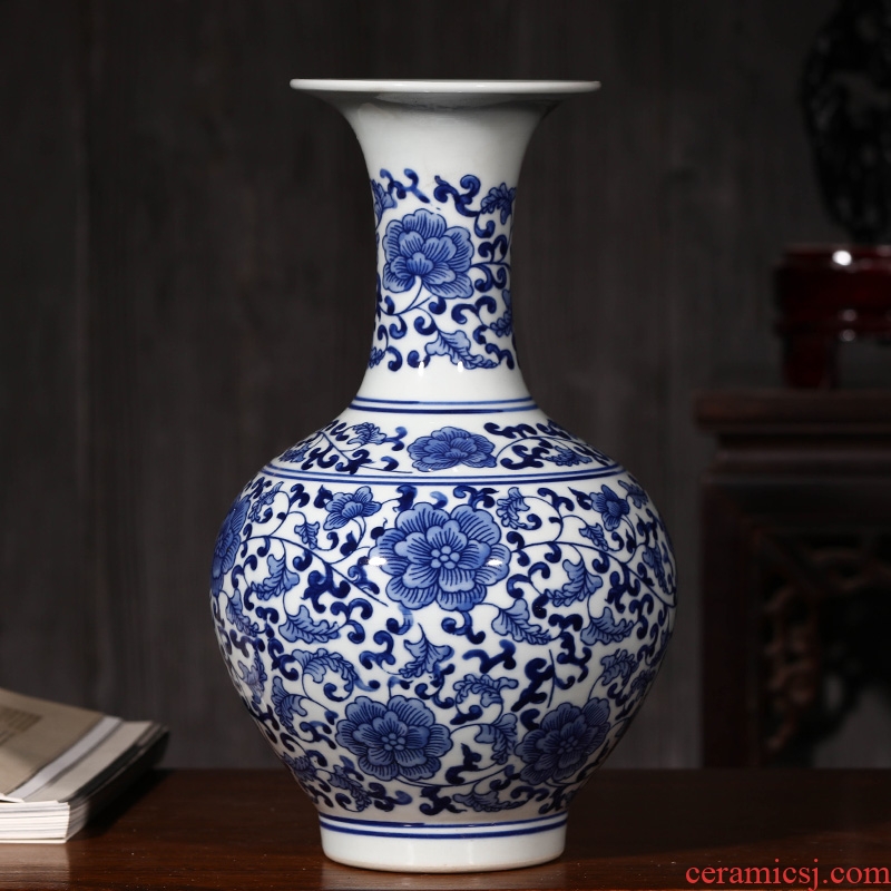 Antique blue and white porcelain of jingdezhen ceramics bound branch lotus bottle of flower arranging furnishing articles rich ancient frame of Chinese style household ornaments