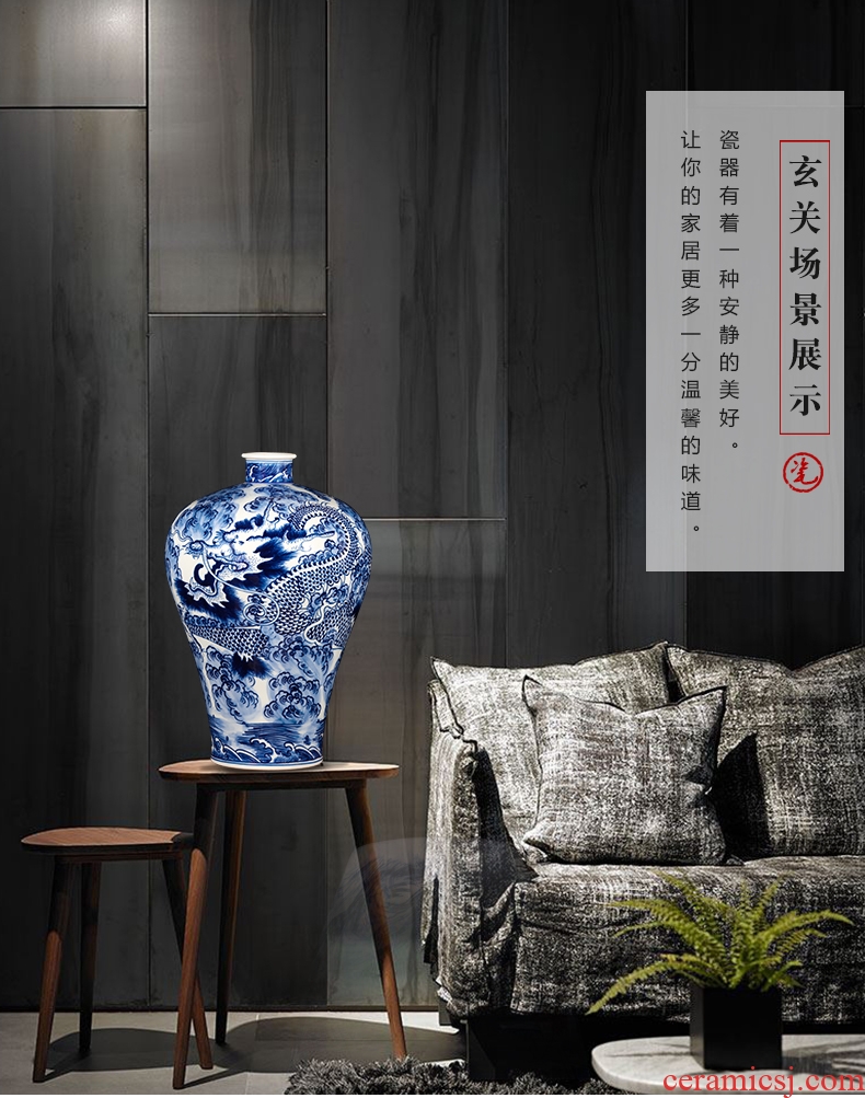 Jingdezhen ceramics imitation yongzheng hand - made Chinese blue and white porcelain vase archaize home rich ancient frame adornment furnishing articles