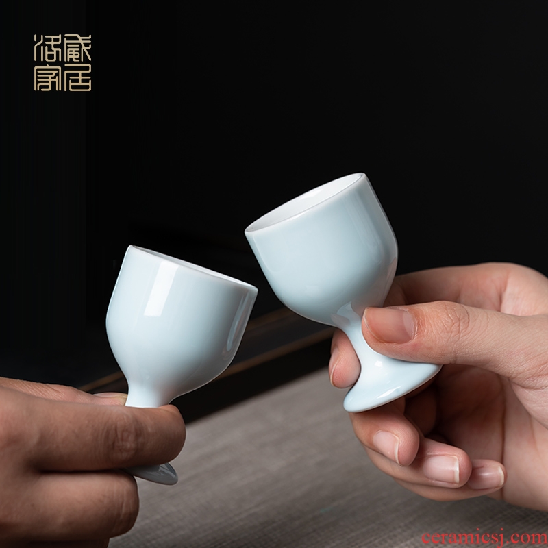 Luo wei wen hip household hot hip ceramics jingdezhen Chinese ji blue suit yellow wine glass wine cup
