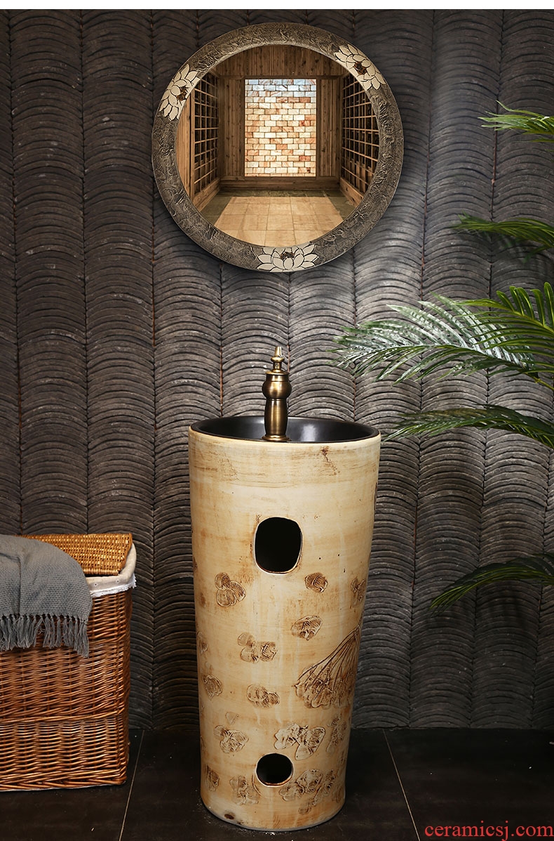Ceramic basin of restoring ancient ways is one pillar its pillar lavabo lavatory courtyard floor pillar lavabo column basin