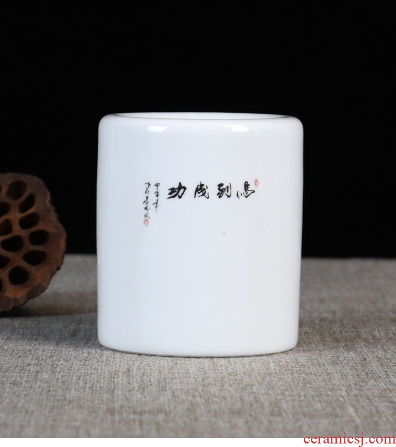 Brush pot of jingdezhen ceramics furnishing articles rich ancient frame decoration decoration office supplies four treasures of the study to study