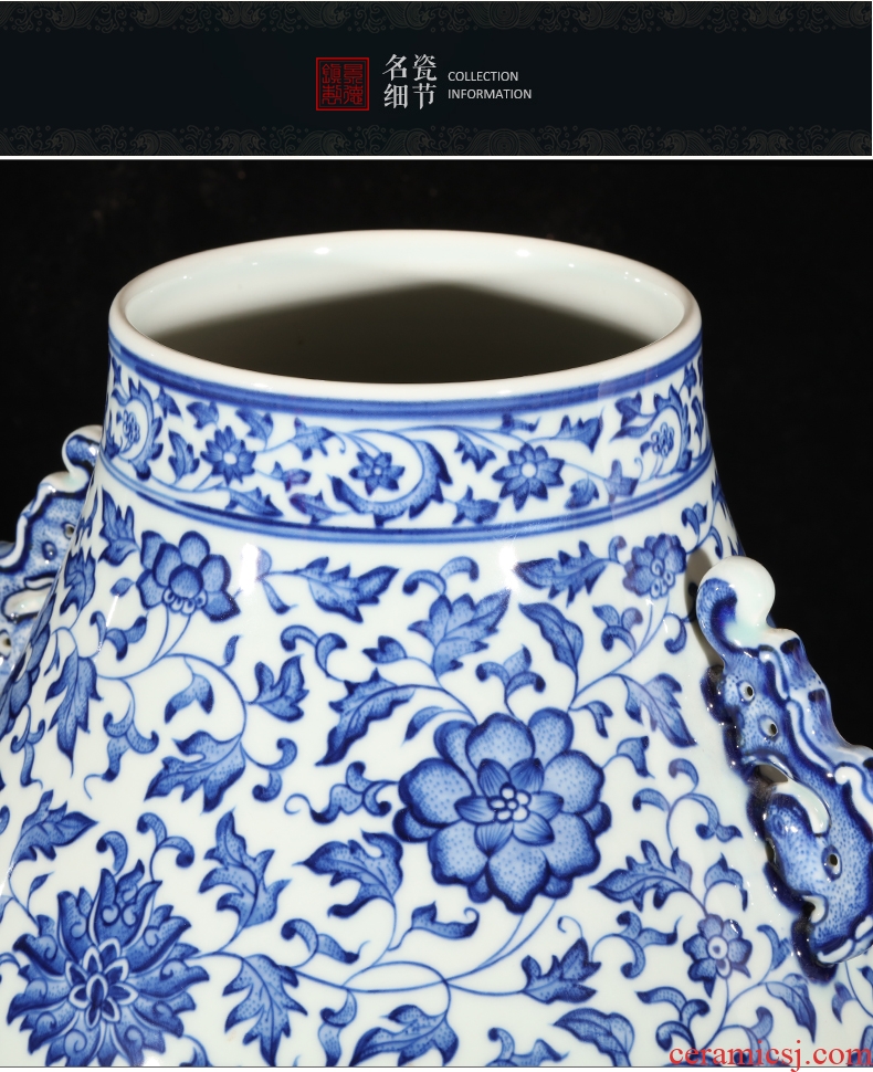 Jingdezhen ceramics imitation qianlong hand - made of blue and white porcelain vases, flower arrangement of new Chinese style wine home furnishing articles
