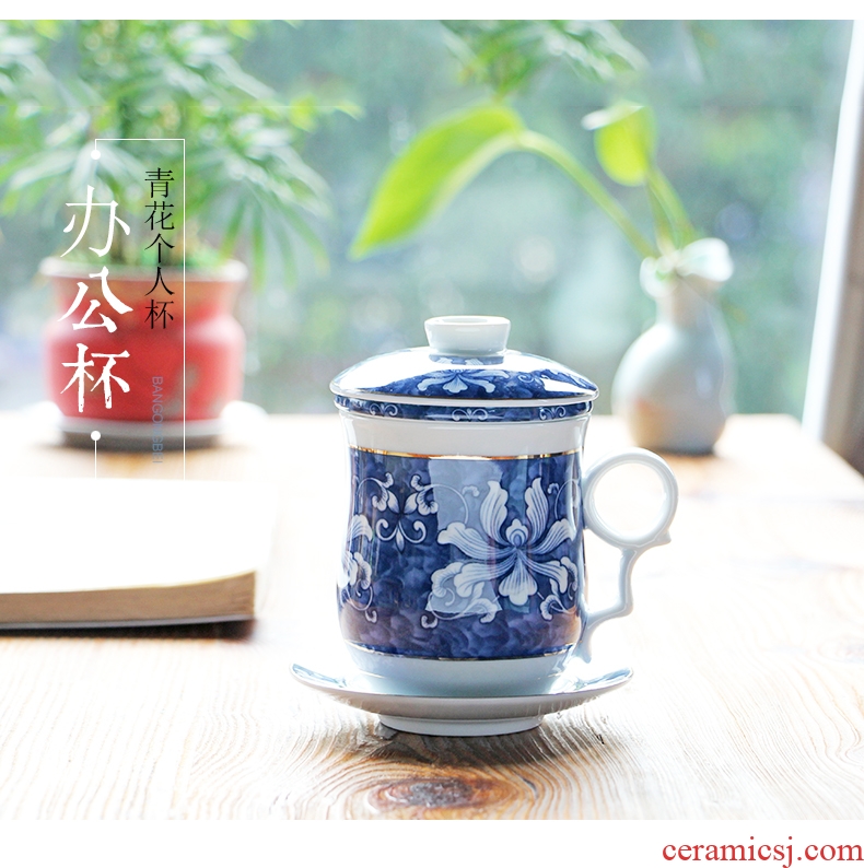 Blue and white porcelain filtering ceramic cups with cover four office of kung fu tea set personal cup cup boss cup and meeting