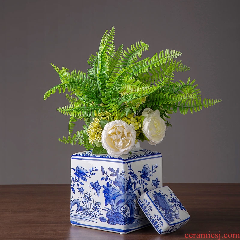 Blue and white porcelain jar with cover Chinese antique vases, flower arrangement sitting room porch decorate household ceramics furnishing articles storage tank