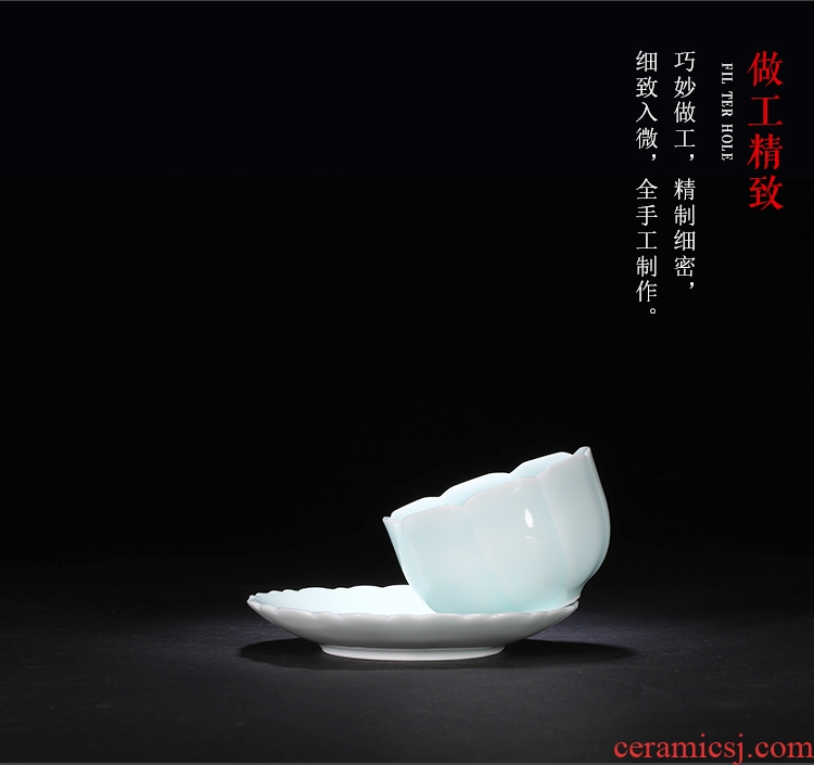 Jingdezhen ceramic cups kung fu tea bowl two woolly green glaze with single cup sample tea cup master cup. A plate