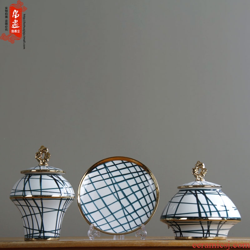 Furnishing articles of jingdezhen ceramic vases, POTS light European - style key-2 luxury gold - plated three - piece biennial reel household villa decoration restoring ancient ways