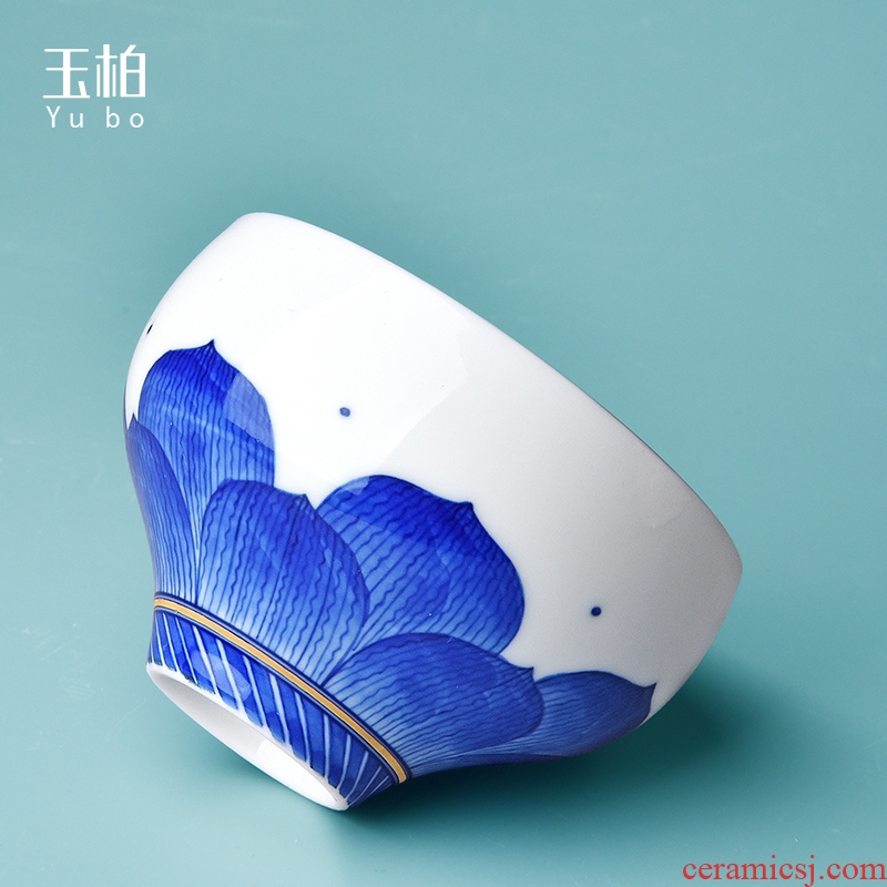 Jade cypress hand - made single cup under glaze blue and white porcelain sample tea cup paint small cup jingdezhen porcelain cups hand into lotus