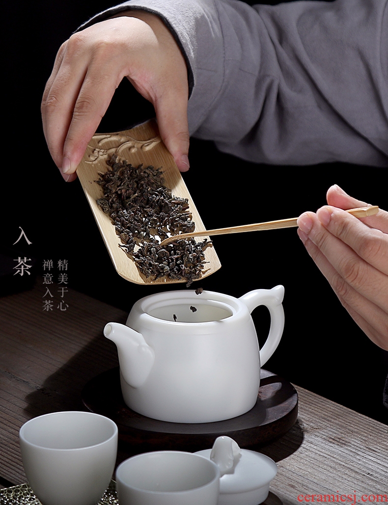 Quiet life ceramic teapot suet jade single pot of contracted teapot tea to household kung fu hand grasp pot