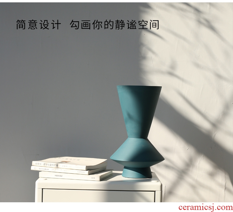 [directly] Nordic I and contracted, ceramic vases, furnishing articles sitting room between example geometrical frustum of a cone flower arranging flowers