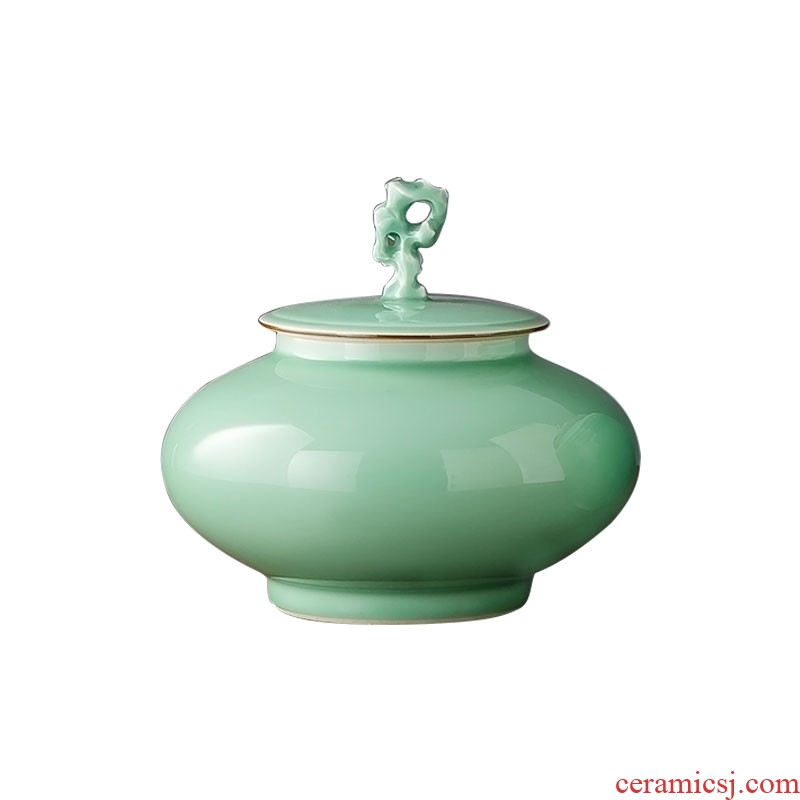 Jingdezhen ceramic furnishing articles with cover of I and contracted sitting room adornment storage jar European household moistureproof tea cake tin