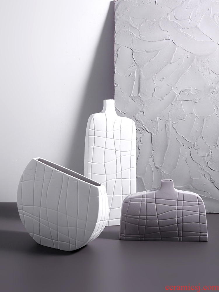 Nordic geometric art ceramic vase designer home soft decoration decoration is black and white case grain home furnishing articles