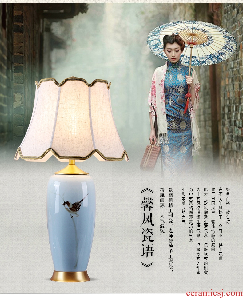 New Chinese style ceramic desk lamp sitting room villa decoration place of bedroom the head of a bed full of copper lamps and lanterns Chinese wind restoring ancient ways is sweet