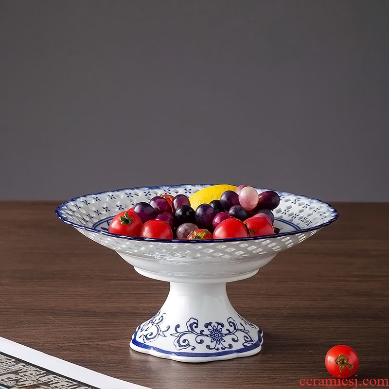 Jingdezhen ceramic fruit bowl best hollow out home sitting room tea table of blue and white porcelain decoration dessert snacks, cakes