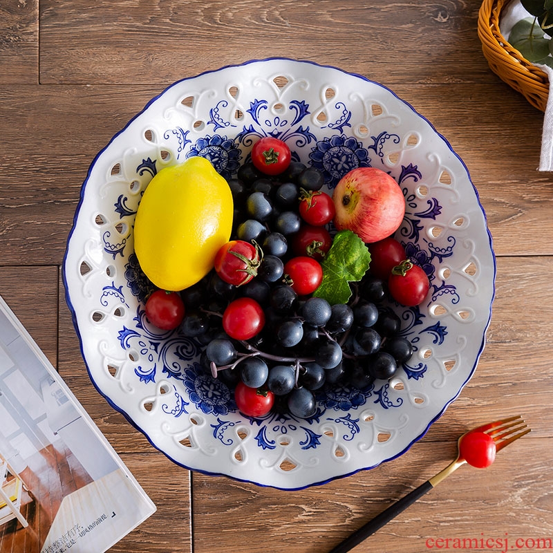 Ceramic fruit snack plates home furnishing articles to the sitting room tea table decoration of new Chinese style big fruit bowl of blue and white porcelain