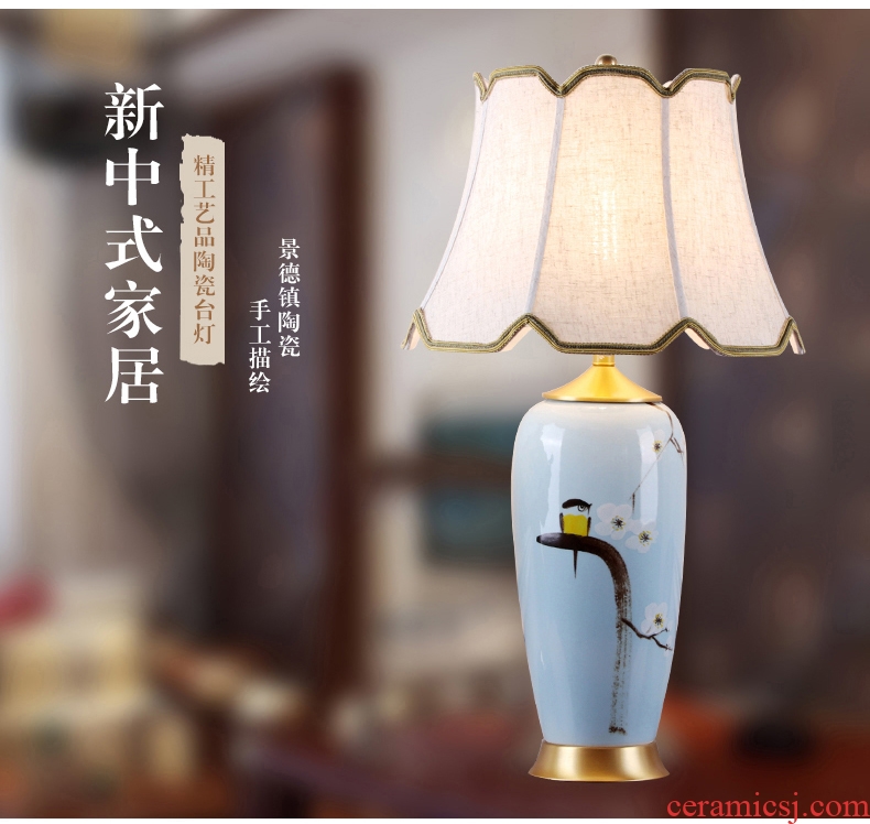 New Chinese style ceramic desk lamp sitting room villa decoration place of bedroom the head of a bed full of copper lamps and lanterns Chinese wind restoring ancient ways is sweet