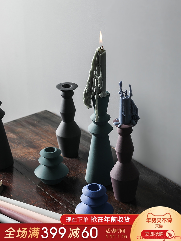 The Nordic idea morandi ceramic candlestick candles suit household contracted romantic candlelight dinner table furnishing articles