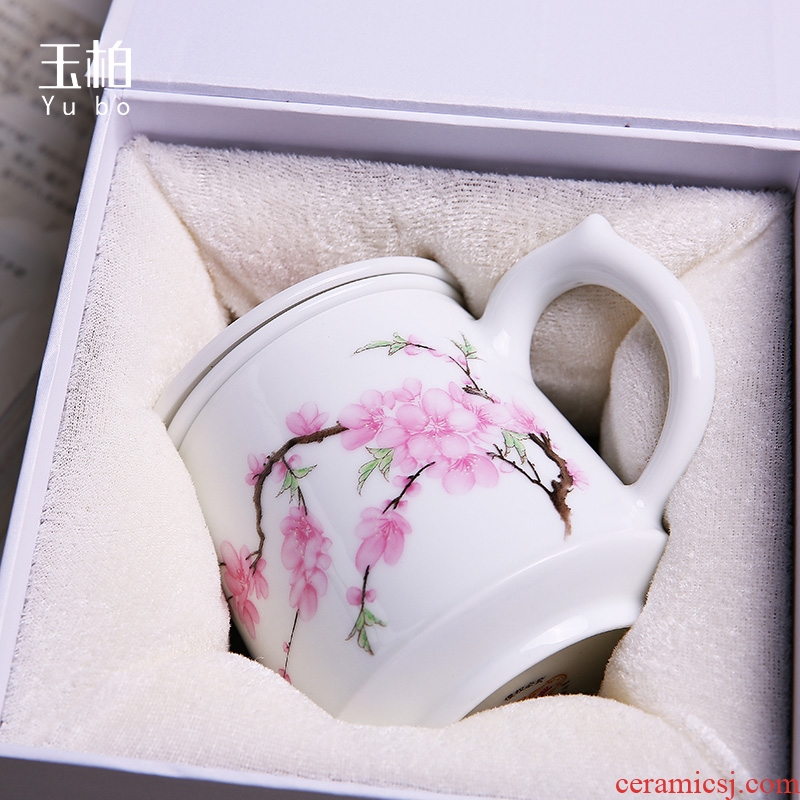Jingdezhen ceramic cup parker filter jade cup huai office cup with cover large capacity cup gift peach blossom put water points