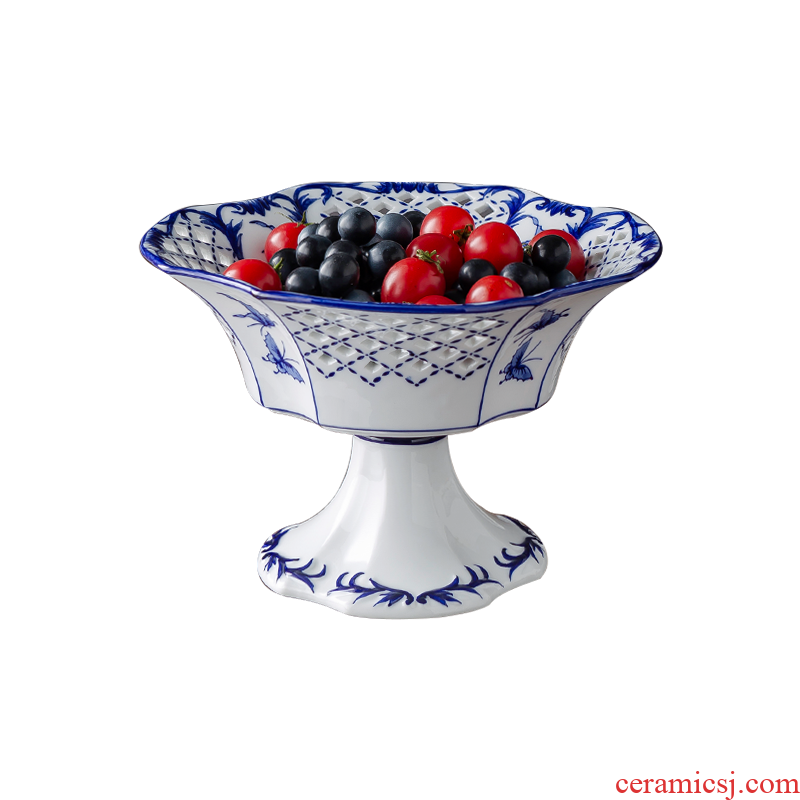 Jingdezhen ceramic fruit bowl best hollow out home sitting room tea table of blue and white porcelain decoration dessert snacks, cakes