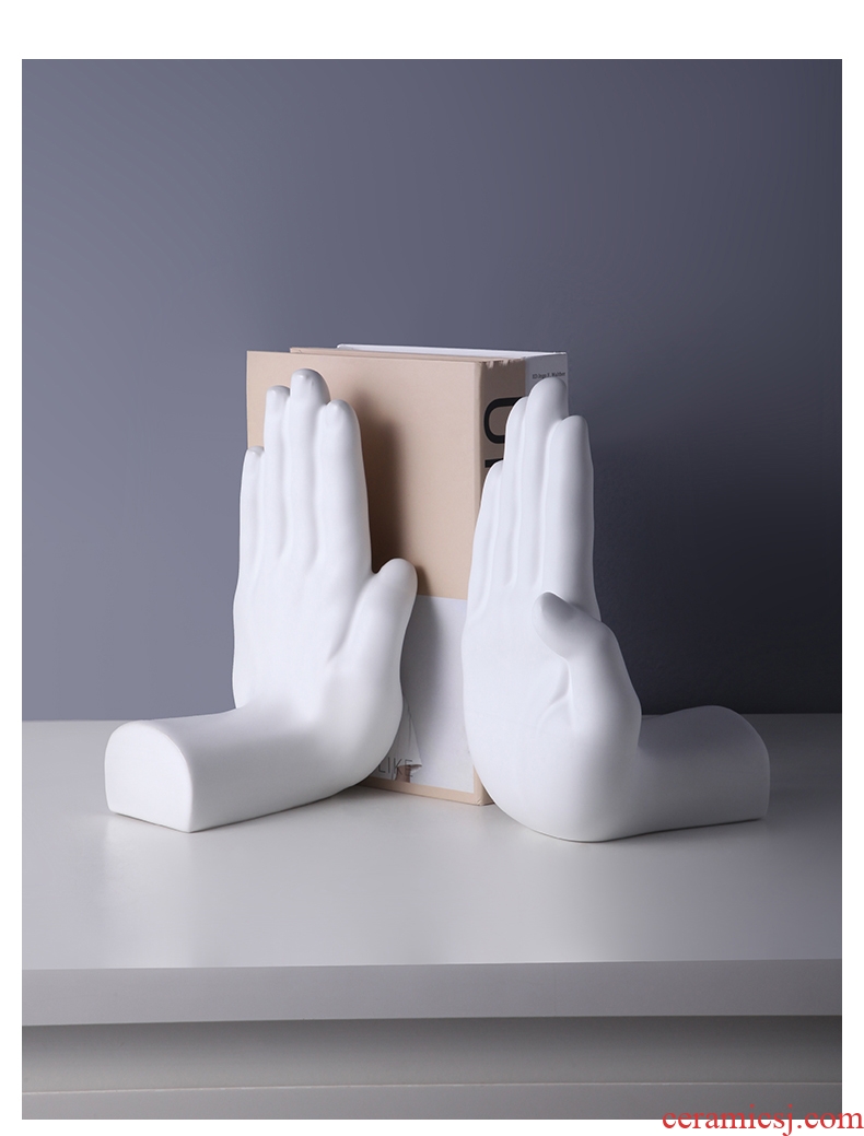 Office study creative bookends furnishing articles Nordic palm desktop ceramic book by example room home decoration