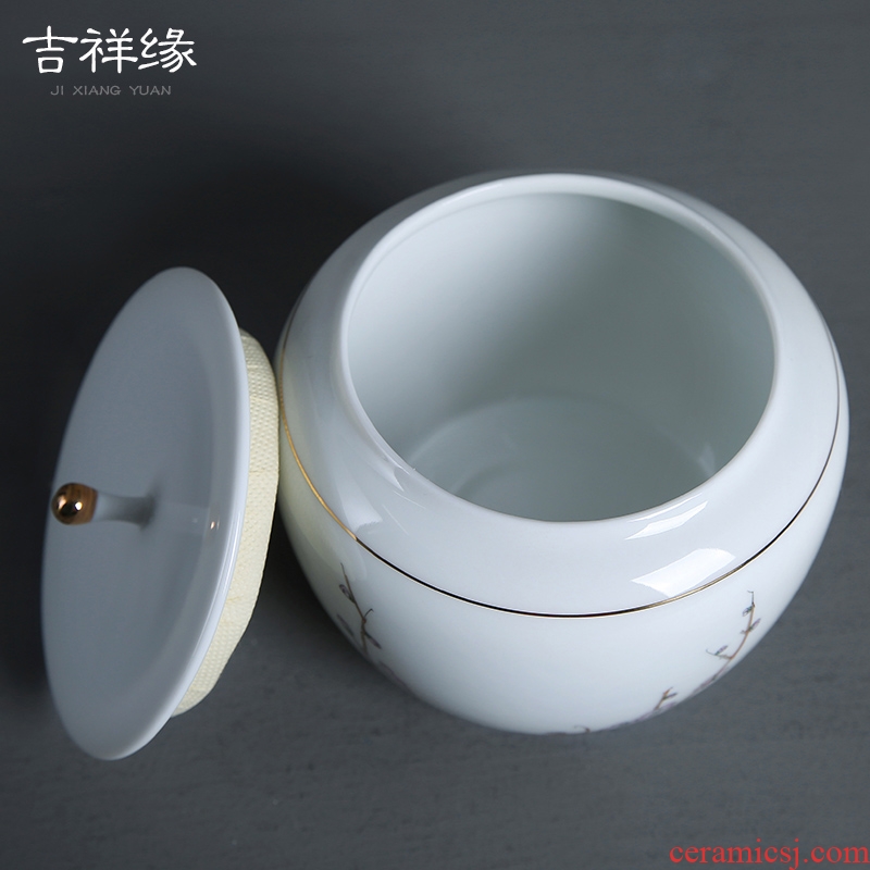 Auspicious edge in dehua white porcelain tea pot of ceramic jade porcelain, moistureproof household by patterns sijunzi storage POTS