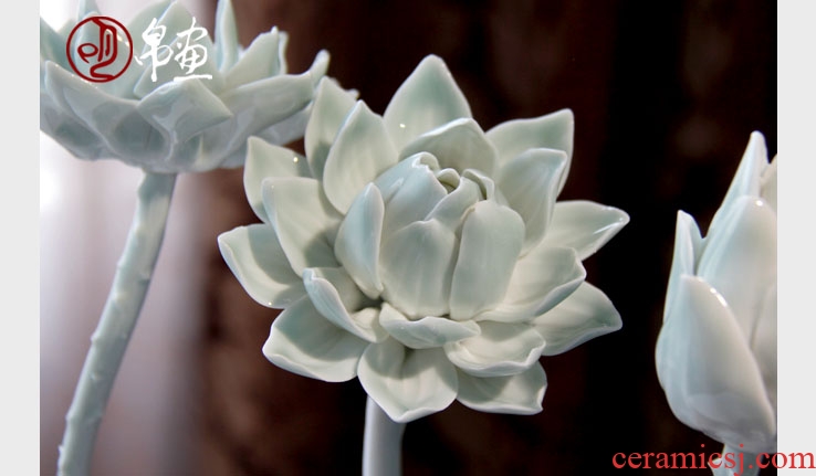 Jingdezhen ceramic fake flowers home sitting room adornment flowers celadon clay hand pinch flower arranging flower decoration process simulation