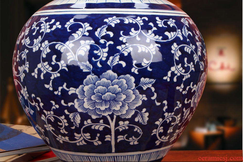 High - grade hand - made blue peony of blue and white porcelain vase Chinese jingdezhen ceramics fashion home furnishing articles