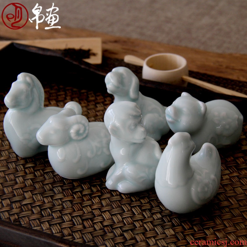Jingdezhen ceramic zodiac furnishing articles of a full set of the family decorates a small animal ins creative express it in the desktop accessories