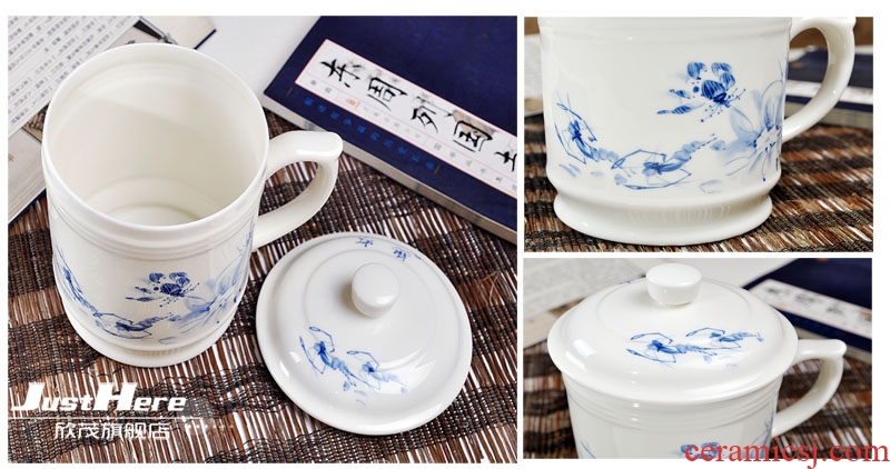 The large capacity of jingdezhen ceramic cup ipads porcelain cups with cover office cup boss cup tea cup 900 ml cups