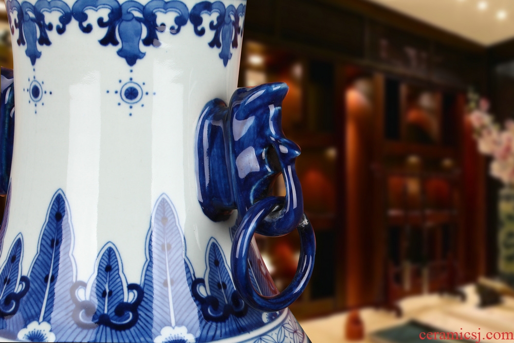 High - grade hand - made of blue and white porcelain of jingdezhen ceramics double elephant ears in extremely good fortune of the big vase classical home furnishing articles