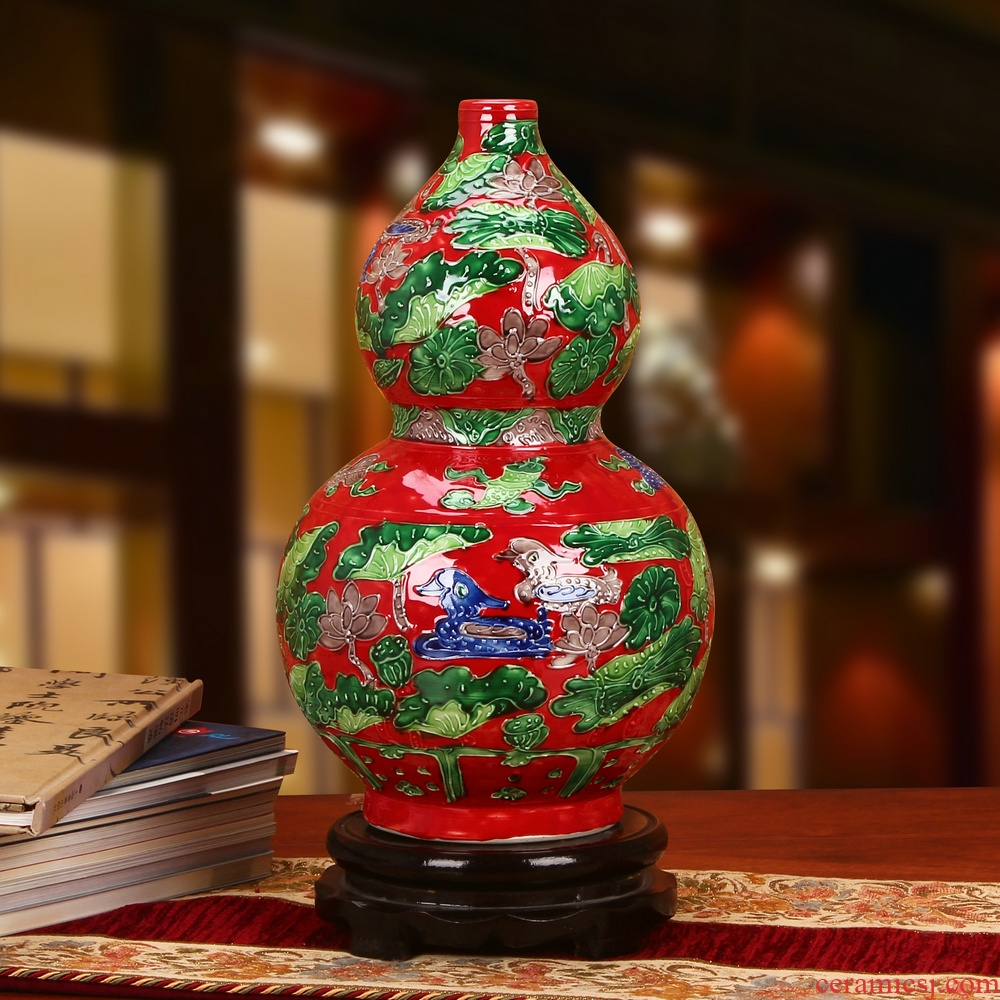 Jingdezhen ceramics archaize hand - carved yuanyang vase classical wedding gifts home decoration furnishing articles