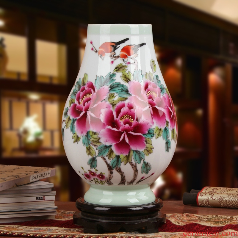 Famous jingdezhen ceramics vase Xia Guoan works upscale gift porcelain hand - made pea green pay-per-tweet peony bottle