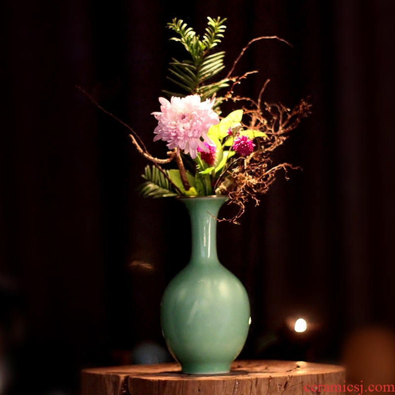 Ceramic vase decorated vase furnishing articles porcelain vase creative contracted flower implement hydroponic floret bottle arranging flowers