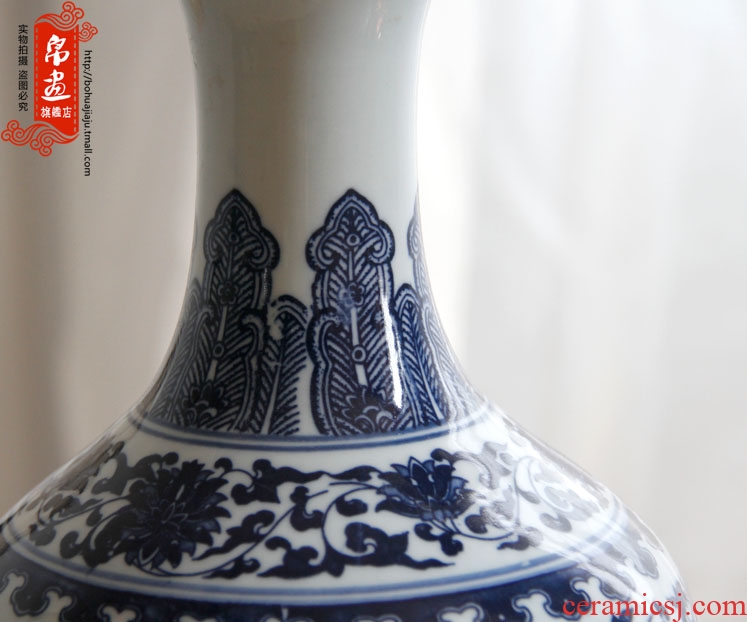 Jingdezhen blue and white porcelain vase furnishing articles narrow expressions using ceramics home sitting room adornment flowers flower arrangement water rich ancient frame