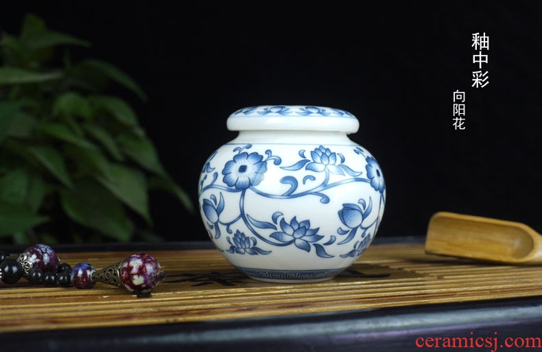 Jingdezhen ceramic small caddy fixings. Two caddy fixings blue as cans inferior smooth caddy fixings seal pot storage tanks