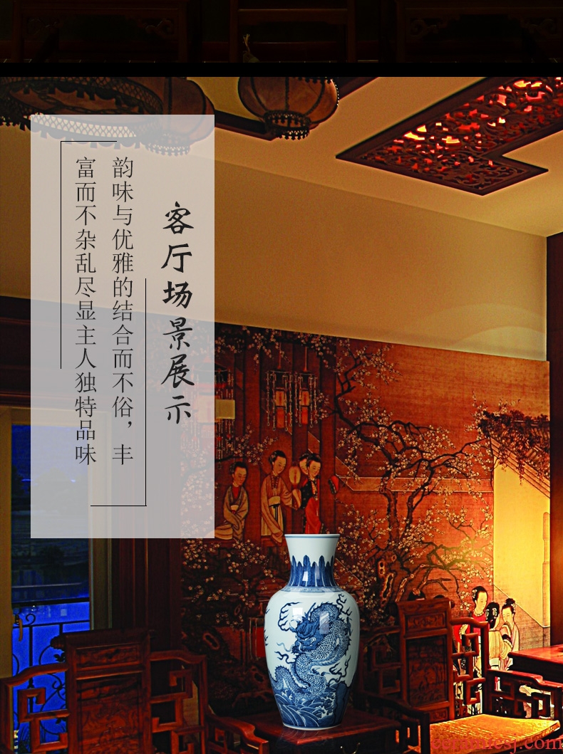Jingdezhen porcelain vases, antique hand - made sea of blue and white porcelain dragon were bottles of Chinese decorative arts and crafts
