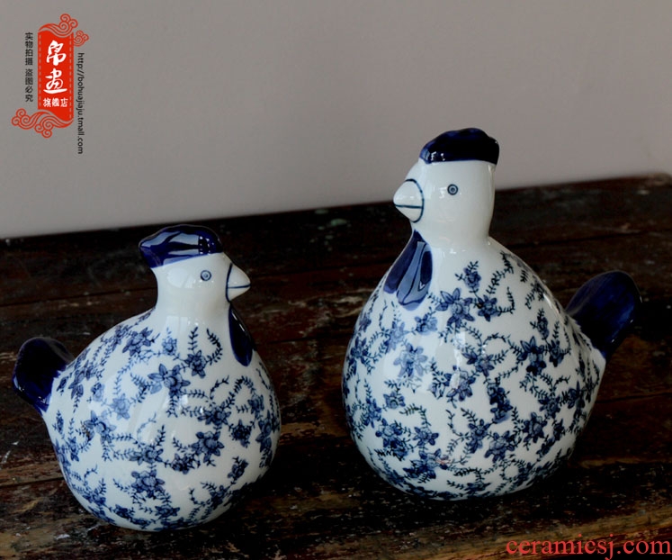 Chinese style household ceramic decoration process blue and white chicken propitious to chickens living room TV ark adornment furnishing articles