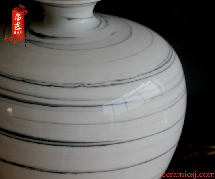 Furnishing articles of jingdezhen ceramic vase household to decorate the sitting room is I and contracted twisted placenta craft flower arranging flower decoration