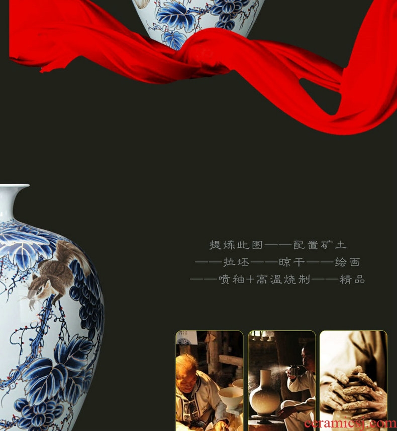 Jingdezhen ceramics by hand the see colour gold rat prosperous wealth small expressions using of blue and white porcelain vase collection handicrafts