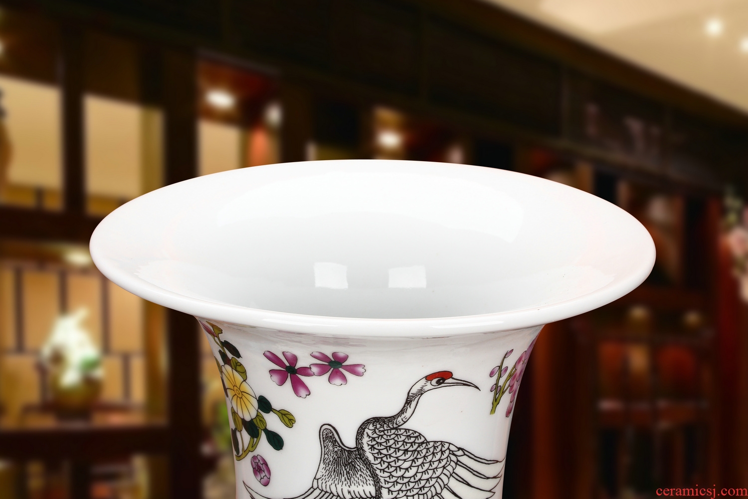 Jingdezhen ceramics powder enamel noctilucent pine crane, the design of large vases, modern Chinese style household crafts