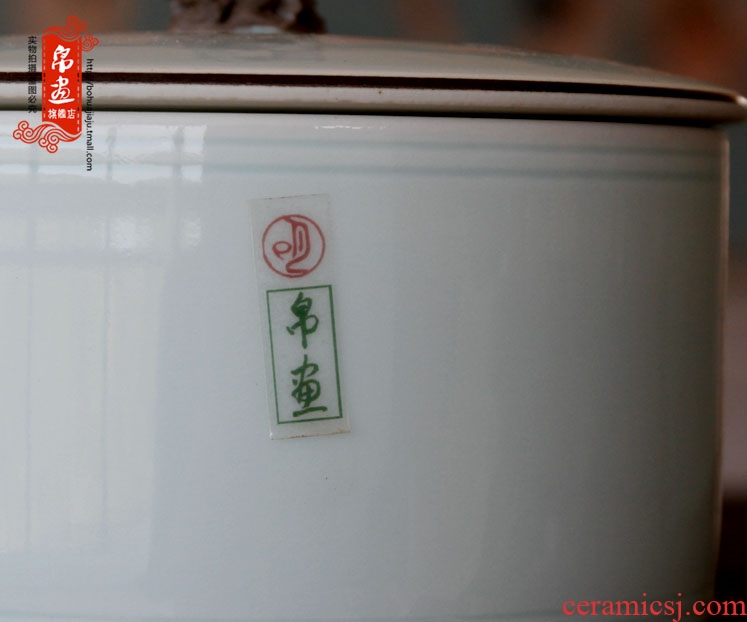 Jingdezhen ceramics pu 'er tea box ceramic film celadon porcelain tea pot manually creative tea ware