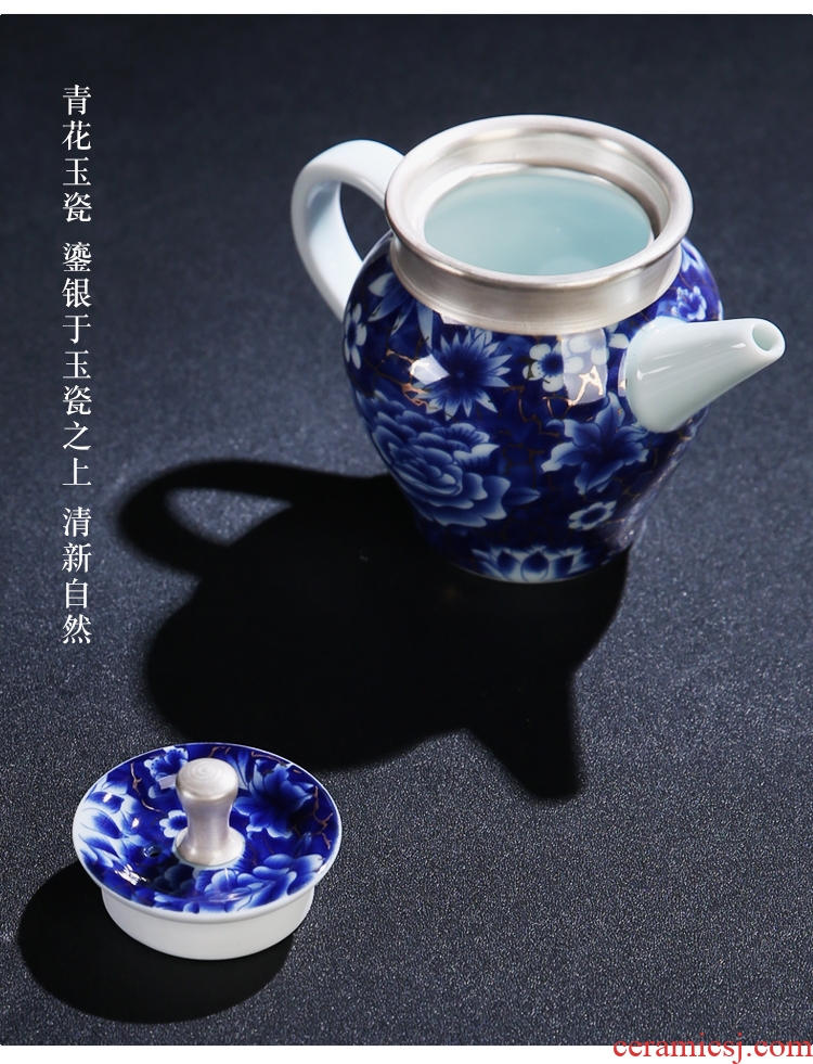 The Product of jingdezhen porcelain remit ji blue glaze blue and white porcelain teapot coppering. As silver pot of paint ceramic teapot dry teapot